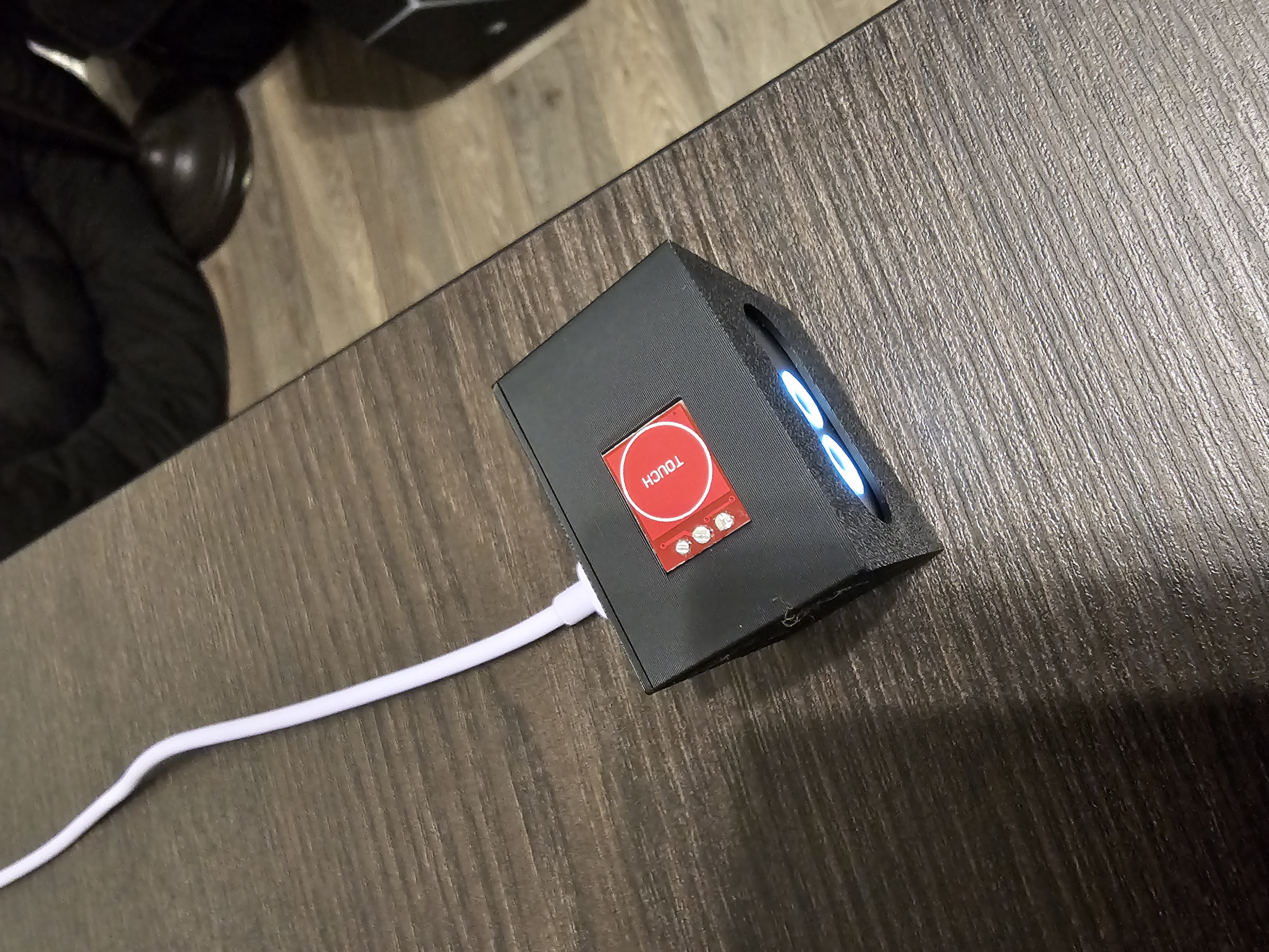 Interactive Desk Pet Robot Base Cube — gallery photo 2