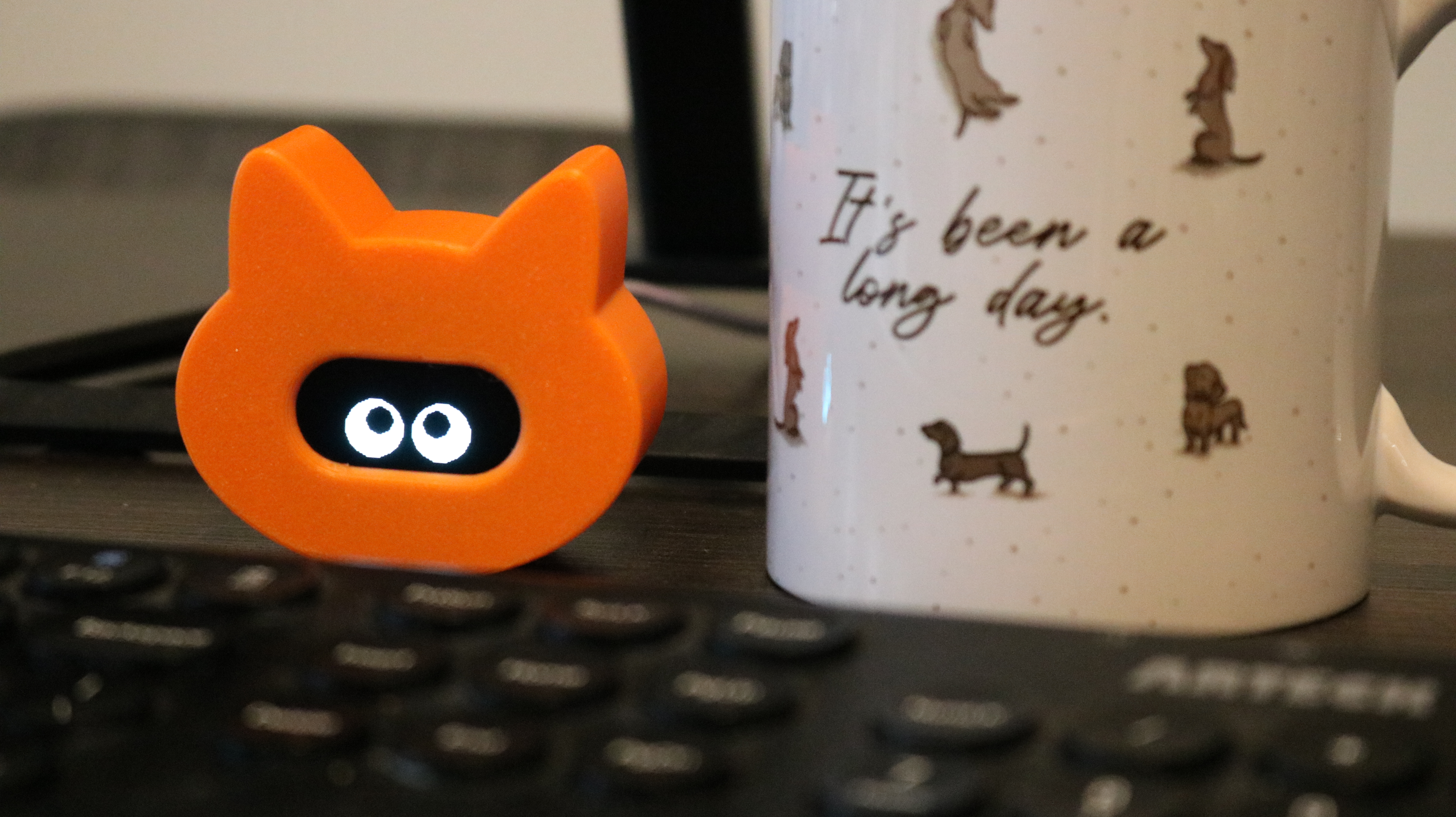 Robo Cat Desk Buddy