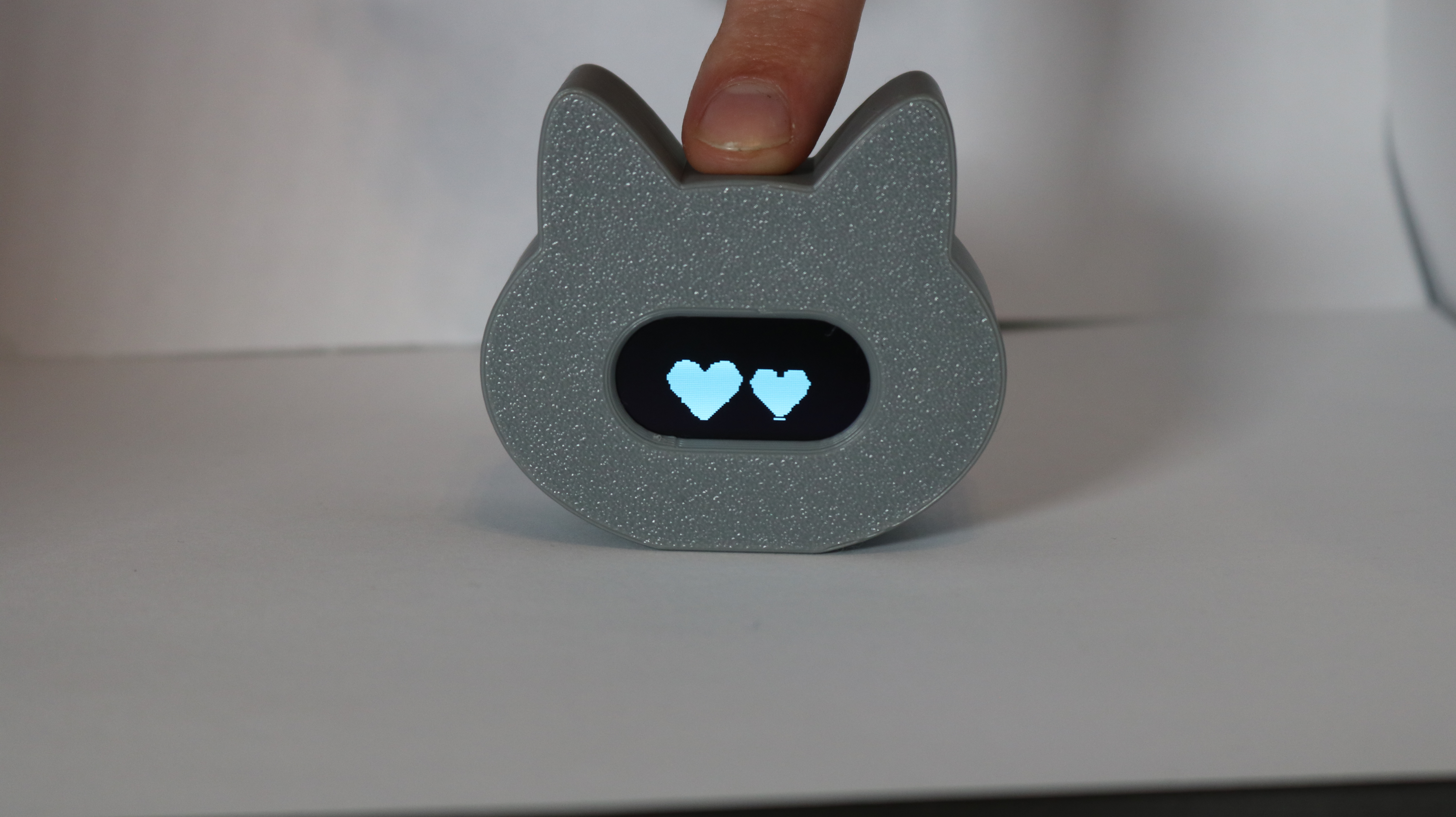 Robo Cat Desk Buddy — gallery photo 4